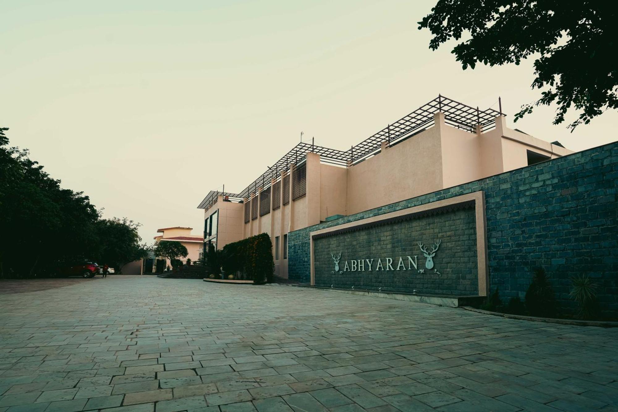 Abhyaran Resort & Spa Ranthambore サワイ・マドプール エクステリア 写真