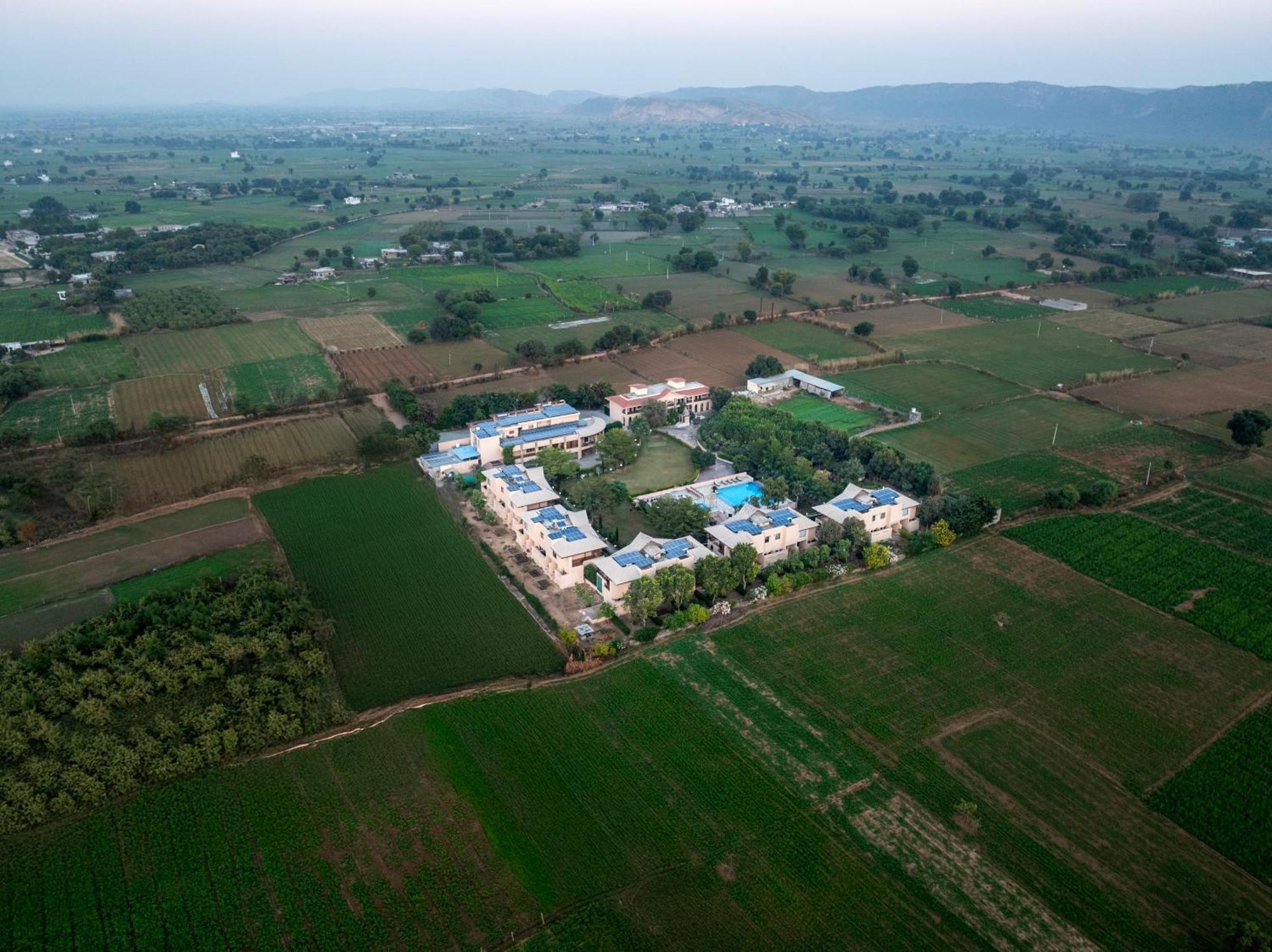 Abhyaran Resort & Spa Ranthambore サワイ・マドプール エクステリア 写真